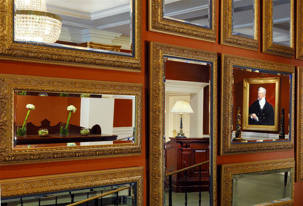 The College Green Dublin Hotel, Autograph Collection Екстериор снимка
