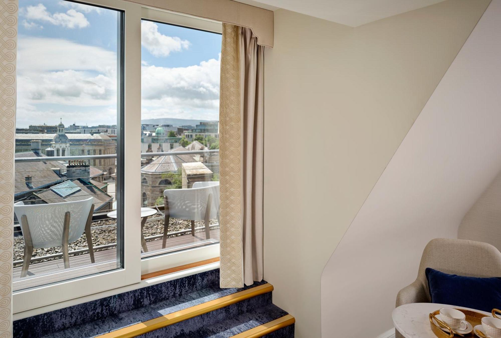 The College Green Dublin Hotel, Autograph Collection Екстериор снимка