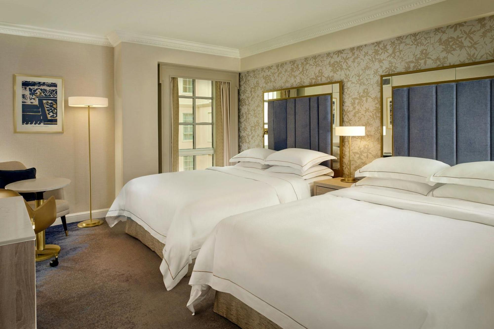 The College Green Dublin Hotel, Autograph Collection Екстериор снимка